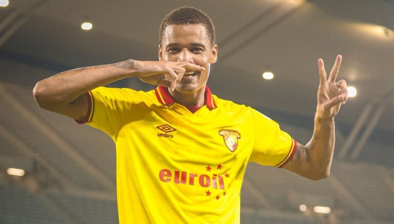 25 milyon euroya giden romuloyu unutturdu janderson goztepede parliyor UkGFzVNC