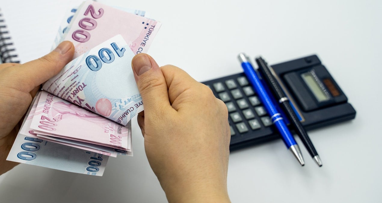 Bankalar ihtiyaç kredisi faiz oranlarını güncelledi: İşte 300 bin TL’nin geri ödeme planı