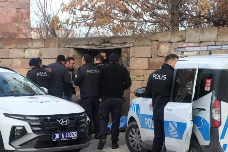 cenaze karisikligi kayseride yasandi VQ2H1LIu