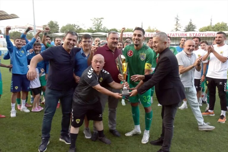 etimesgutspor tsyd zafer kupasini kazandi UOe72Dg6