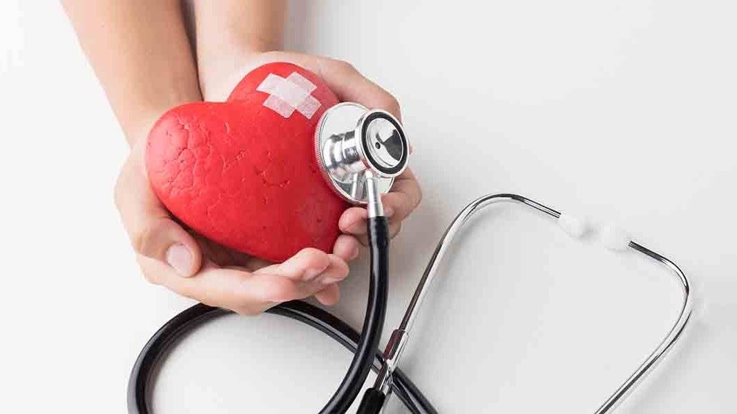 doc dr cimen turkiyede olumlerin yuzde 40inin sebebi kalp damar hastaliklari S2zv2VwS