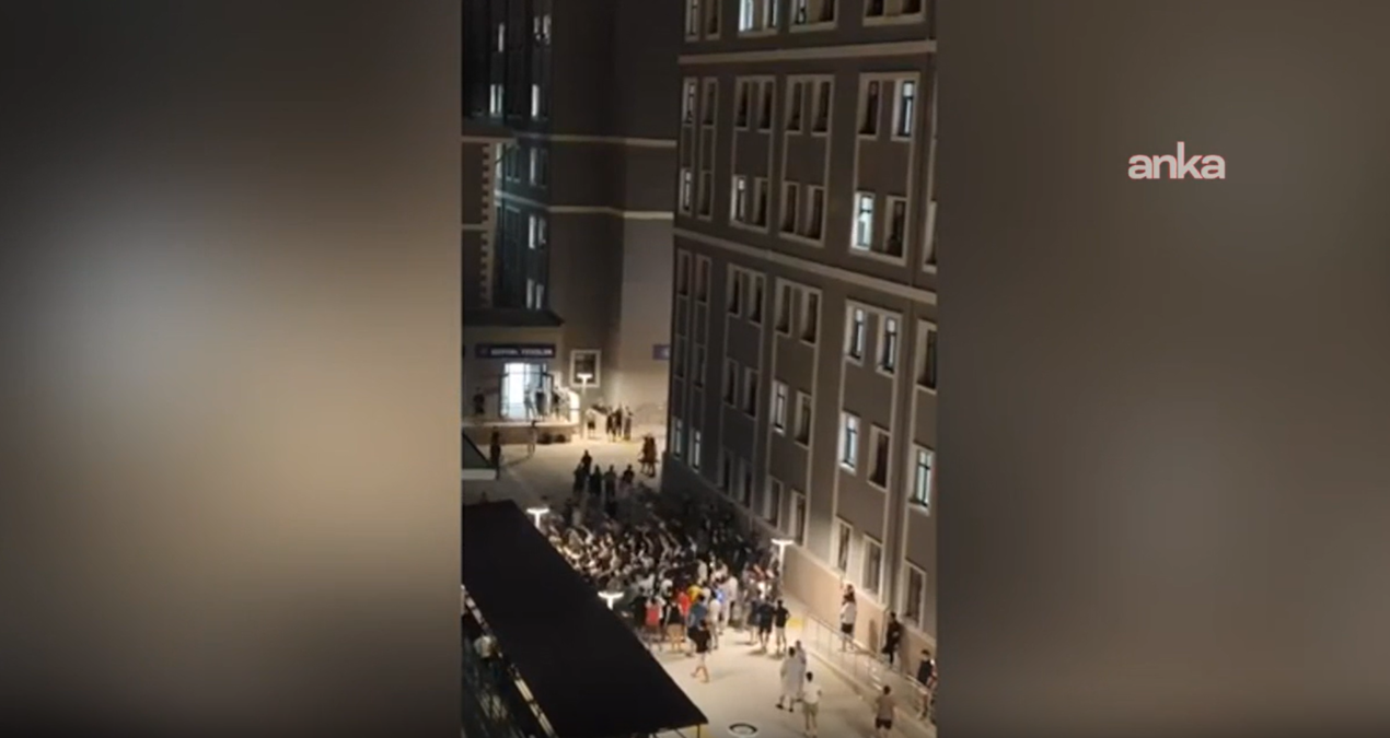 kyk yurdu karisti ogrenciler yurt yonetimini istifaya davet etti Wh3VUqCO