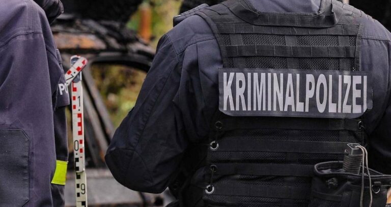 polis 150 binaya birden girdi alman cetelerine karsi kapsamli operasyon cIcDF1fk