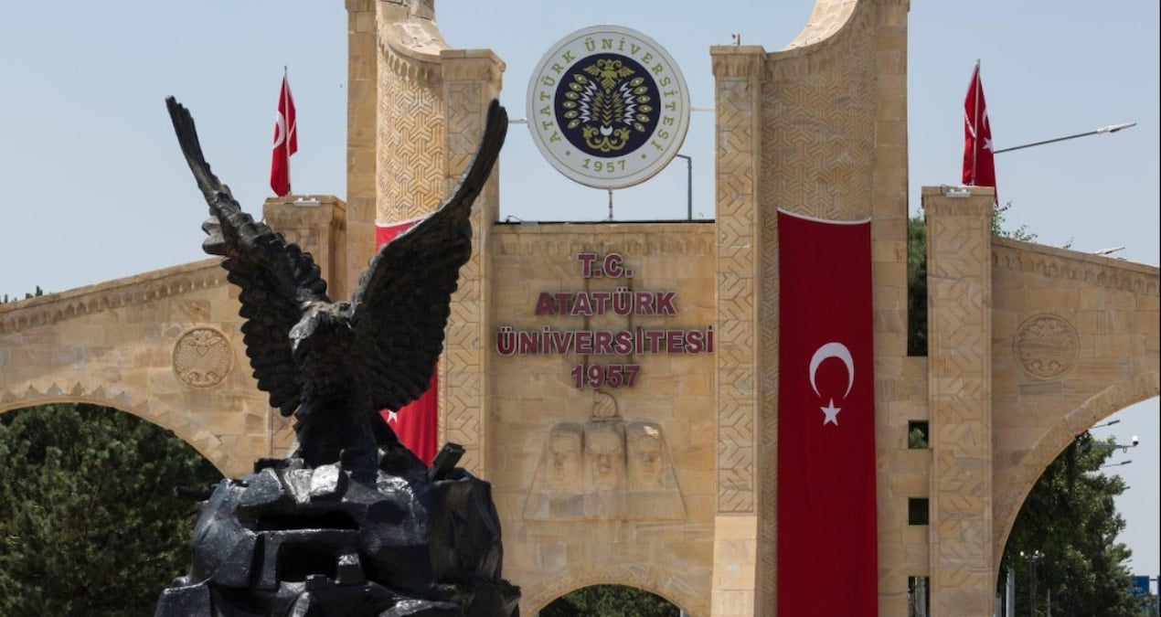 sayistay ortaya cikardi universite yasayi cignedi dekanlik kurdu aEEEaXBm