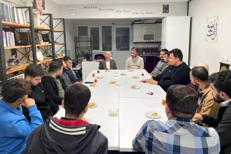 bayburtta genclik bulusmalari devam ediyor ISBs655V.jpg