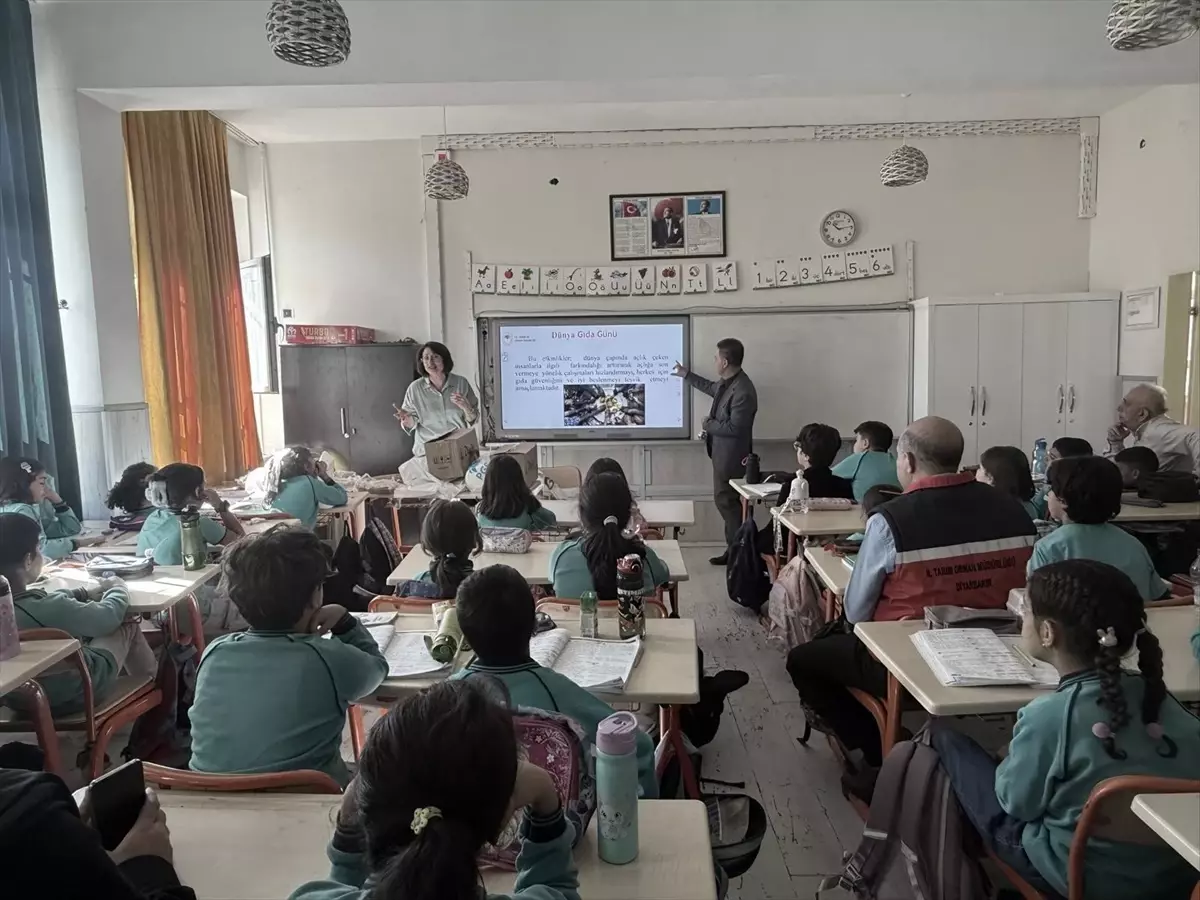 diyarbakirda dunya gida gunu etkinligi yapildi usWO35XY.jpg