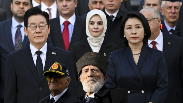 kore-devlet-baskanindan-mehmetcige-sukran-ziyareti-k44cAmPg.jpg