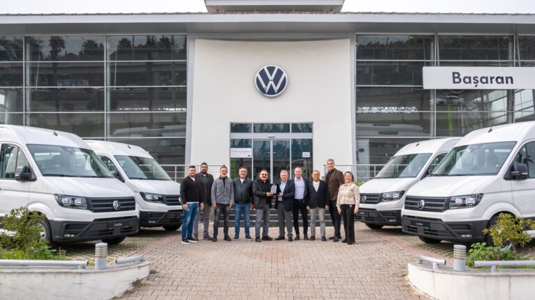 cetintur-turizm-arac-filosunu-50-adet-volkswagen-crafter-ile-guclendirdi-mC897s5P.jpg