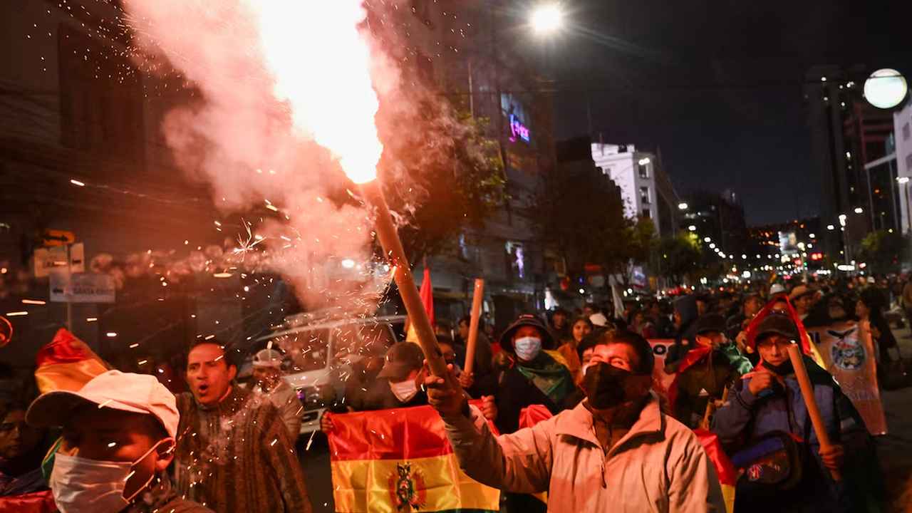 Bolivya’da protesto ablukası dağıtıldı: OHAL sürecek